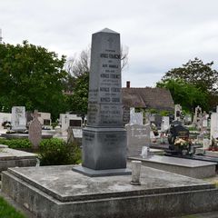 Kovács Ferenc családi sírboltja | Kovács Ferenc családi sírboltja